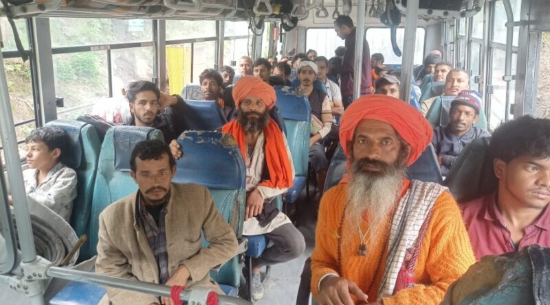 Himachal Government launches massive rescue operation to evacuate Manimahesh Yatra Pilgrims Himachal Government launches massive rescue operation to evacuate Manimahesh Yatra Pilgrims HIMACHAL HEADLINES