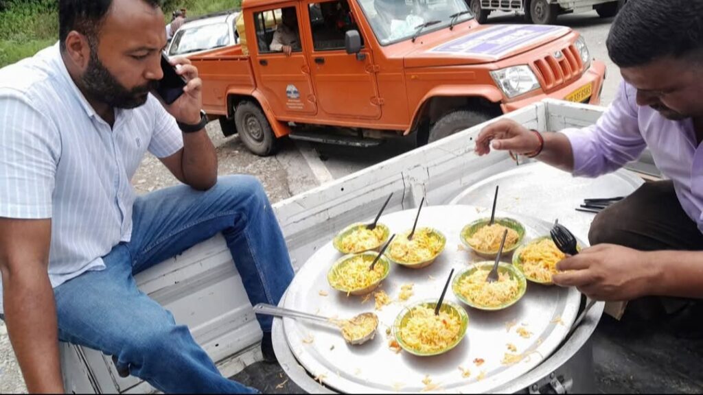 A Community Rallies: Mandi Opens Its Doors to Those Affected by Rains HIMACHAL HEADLINES