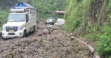 A Night of Terror in Bilaspur's Gutrahan: Cloudburst Turns Village Life Upside Down A Night of Terror in Bilaspur's Gutrahan: Cloudburst Turns Village Life Upside Down HIMACHAL HEADLINES
