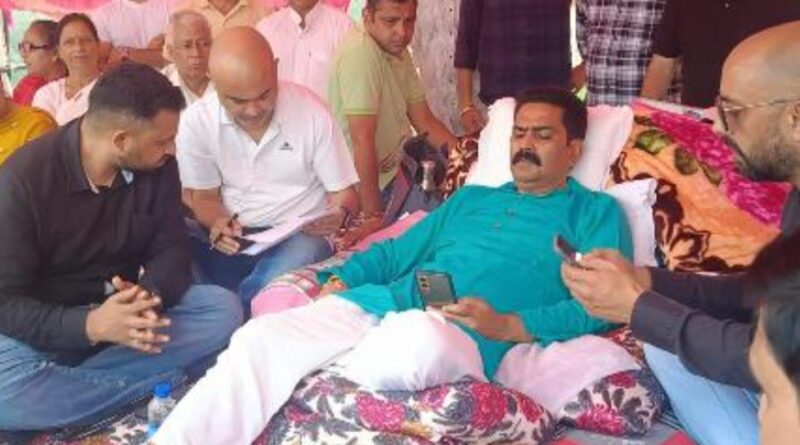 A Legislator's Ultimate Protest: MLA's Hunger Strike for His People Gains CM's Attention HIMACHAL HEADLINES