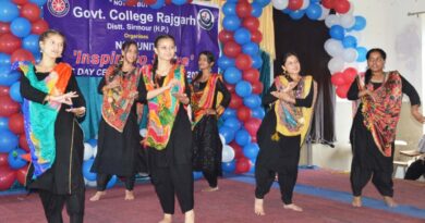 College students spread colours on the foundation day of NSS HIMACHAL HEADLINES
