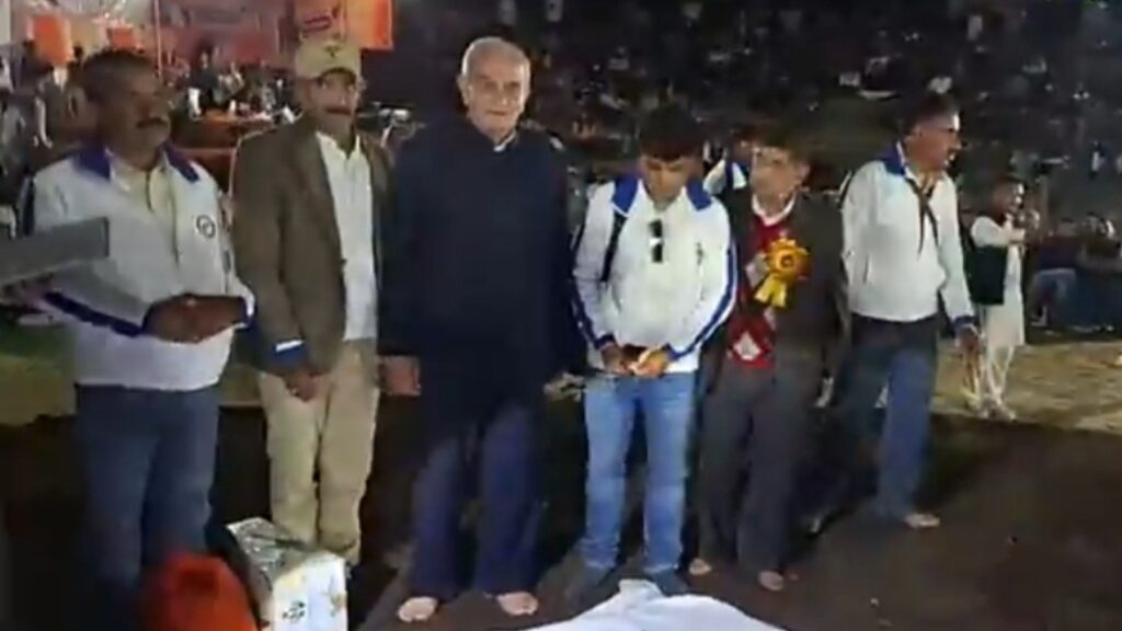 Rajkumar Jagta wins Alto K-10 car in lucky draw HIMACHAL HEADLINES