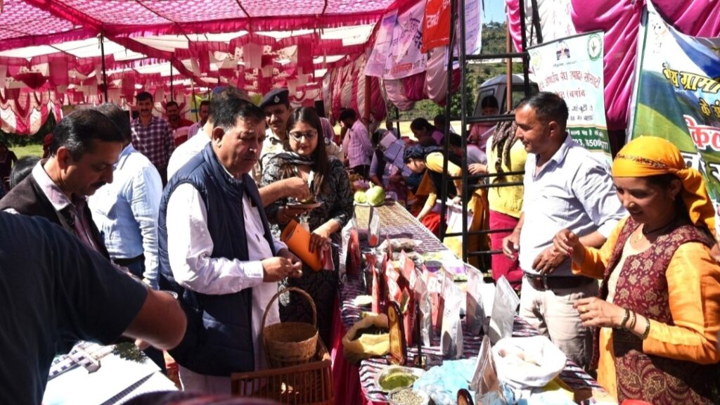 Kisan Mela at KVK Shimla Highlights Scope of Medicinal Plants for Farmers Kisan Mela at KVK Shimla Highlights Scope of Medicinal Plants for Farmers HIMACHAL HEADLINES