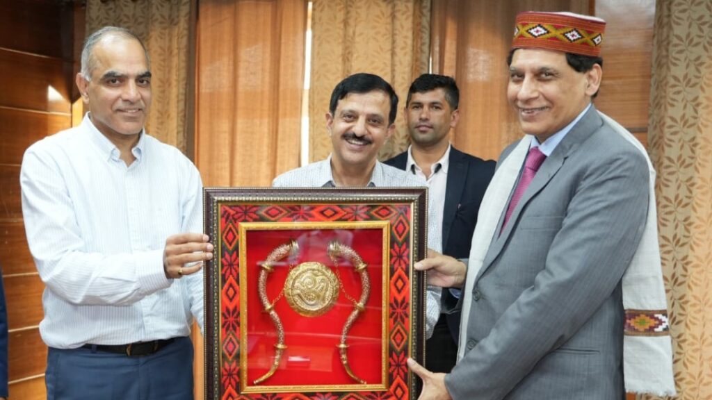 Farewell ceremony held on retirement of Chief Secretary Prabodh Saxena Farewell ceremony held on retirement of Chief Secretary Prabodh Saxena HIMACHAL HEADLINES