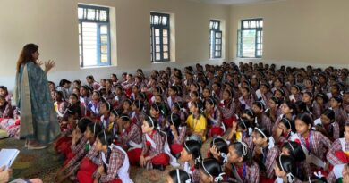 Information about good touch and bad touch was given to the girl students in the psychological counselling session HIMACHAL HEADLINES