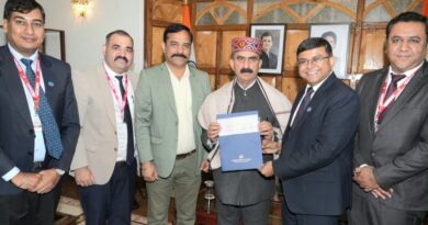 Satsang organization and UBI contribute towards Disaster Relief Fund Satsang organization and UBI contribute towards Disaster Relief Fund HIMACHAL HEADLINES