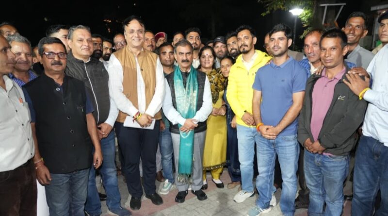 Delegation from Seraj and Drang Assembly Constituencies calls on CM Sukhu Delegation from Seraj and Drang Assembly Constituencies calls on CM Sukhu HIMACHAL HEADLINES