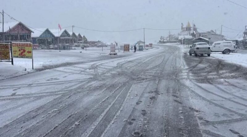 Snowfall Shuts Key Himalayan Highways as Himachal Braces for More Stormy Weather Snowfall Shuts Key Himalayan Highways as Himachal Braces for More Stormy Weather HIMACHAL HEADLINES