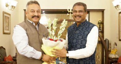 Himachal Government strives to turn Himachal into a Knowledge Hub Himachal Government strives to turn Himachal into a Knowledge Hub HIMACHAL HEADLINES