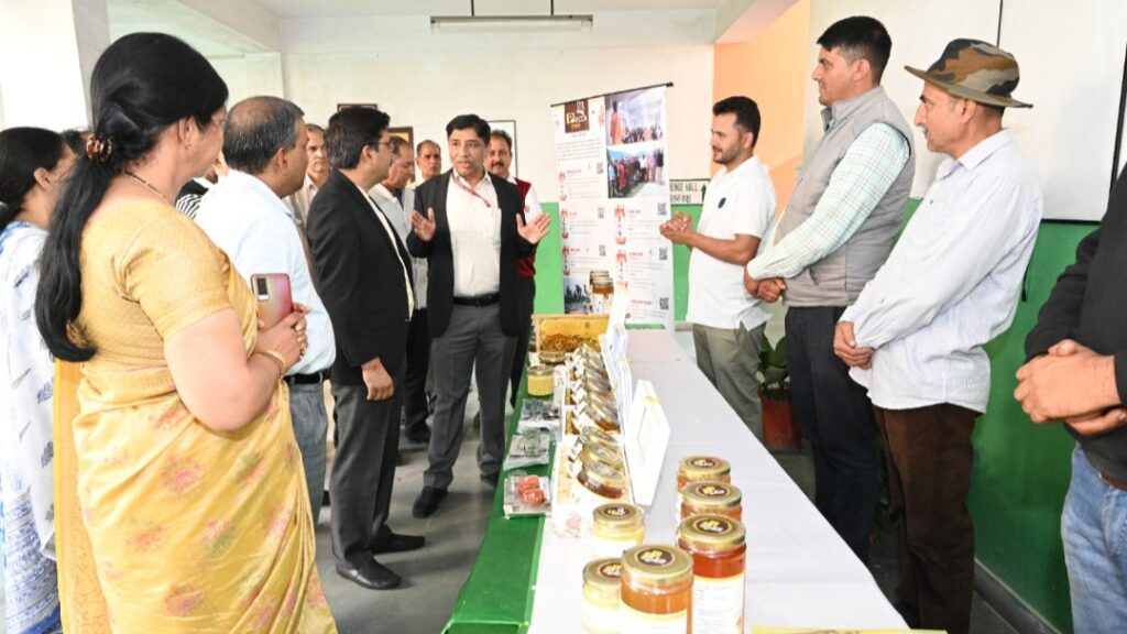 Work on ensuring traceability to retain consumer confidence in honey : Prabhat Kumar Work on ensuring traceability to retain consumer confidence in honey : Prabhat Kumar HIMACHAL HEADLINES