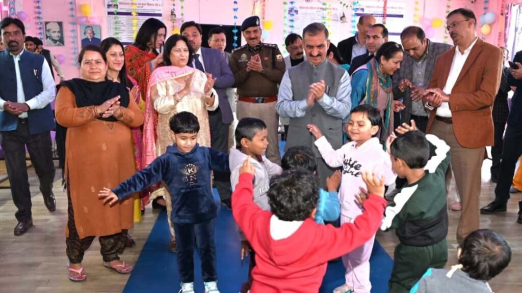 Sukhu celebrates Diwali with children at Tutikandi Bal Ashram Sukhu celebrates Diwali with children at Tutikandi Bal Ashram HIMACHAL HEADLINES