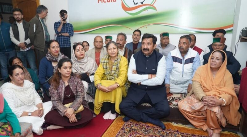 At State Congress headquarters workers remembered late Indira Gandhi & Sardar Patel HIMACHAL HEADLINES