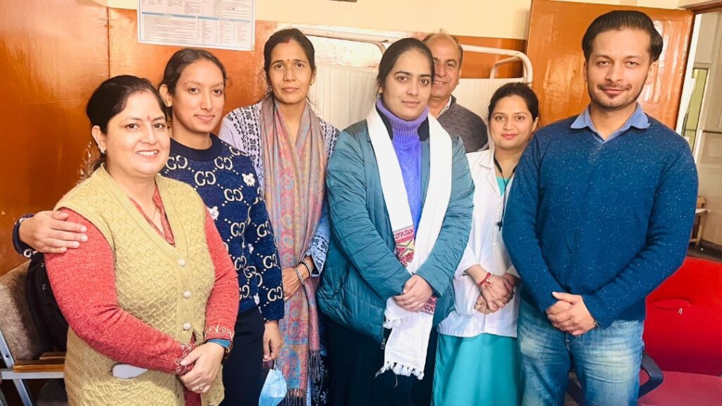 Dr. Sonika Thakur joins Junga Hospital as Gynecologist Dr. Sonika Thakur joins Junga Hospital as Gynecologist HIMACHAL HEADLINES