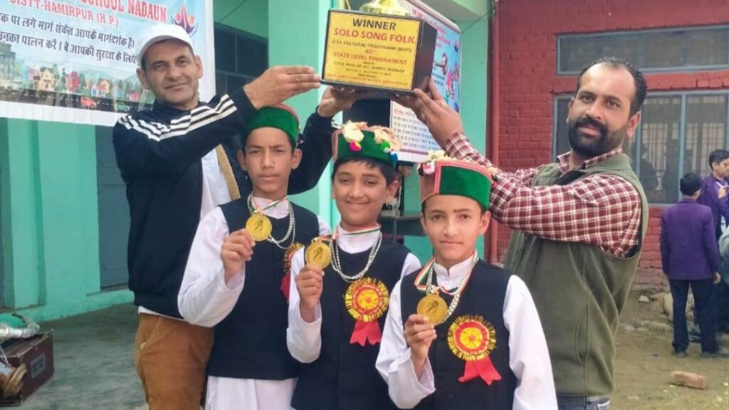 Kotshai School stood first in solo singing at the state level HIMACHAL HEADLINES