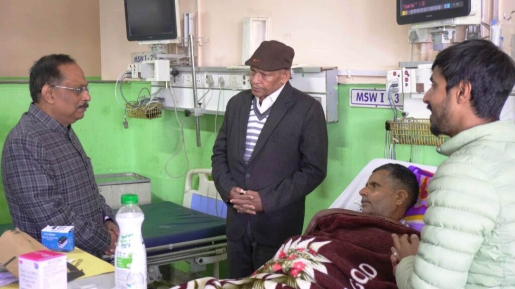 Chief Secretary Sanjay Gupta visits RPGMC Tanda HIMACHAL HEADLINES
