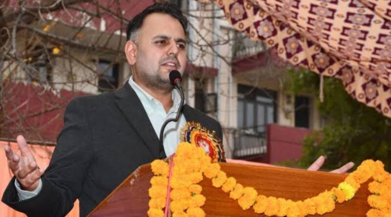 Gokul Butail presides over annual day function of Shimla Presidency School HIMACHAL HEADLINES