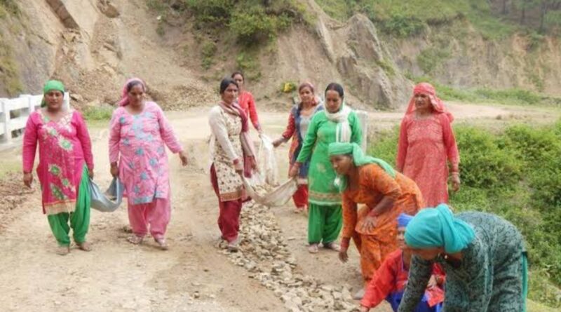 Sukhu orders launch of 4th phase of BPL identification survey from 1st February HIMACHAL HEADLINES