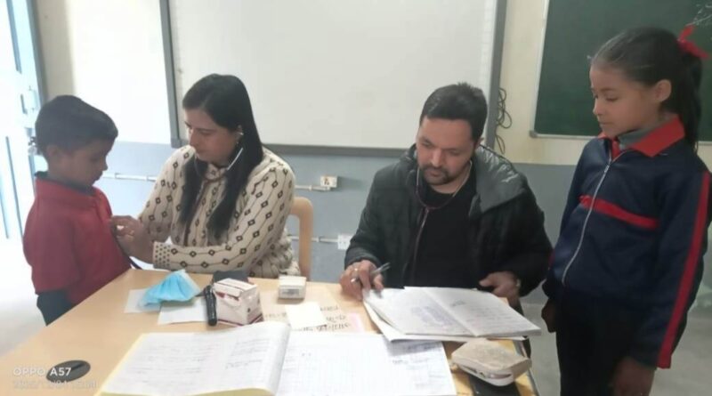 Health check-up of 150 children done in Peeran School HIMACHAL HEADLINES