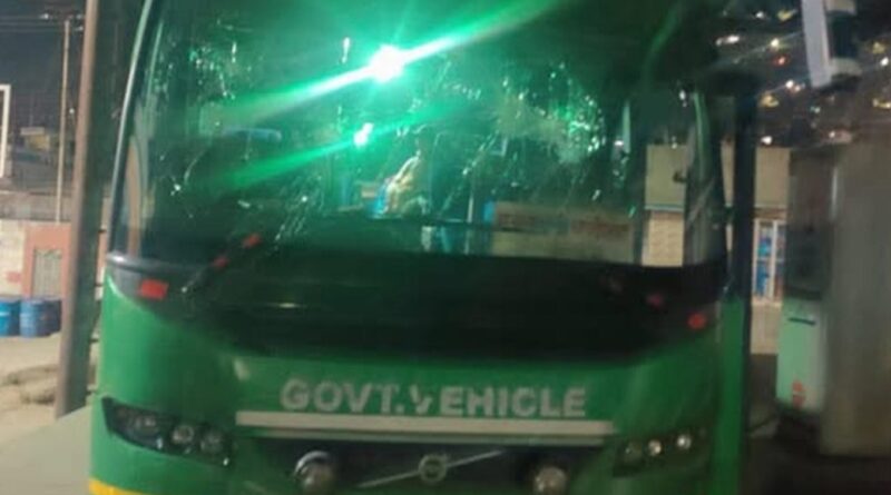 Late-Night Chaos at Kullu Bus Stand as Seat Dispute Turns Violent HIMACHAL HEADLINES