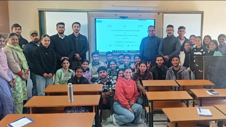 A workshop on entrepreneurship was organized at Degree College Chail Koti HIMACHAL HEADLINES