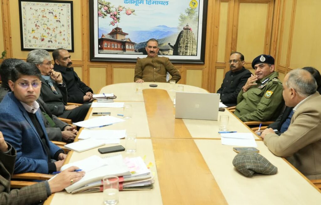 Himachal Government dismisses services of 11 police personnel involved in Chitta trade HIMACHAL HEADLINES