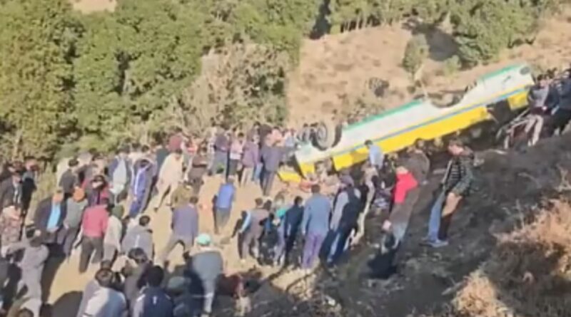 Tragedy in Sirmaur: Bus Plunges into Gorge, 12 Lives Lost, Dozens Injured HIMACHAL HEADLINES