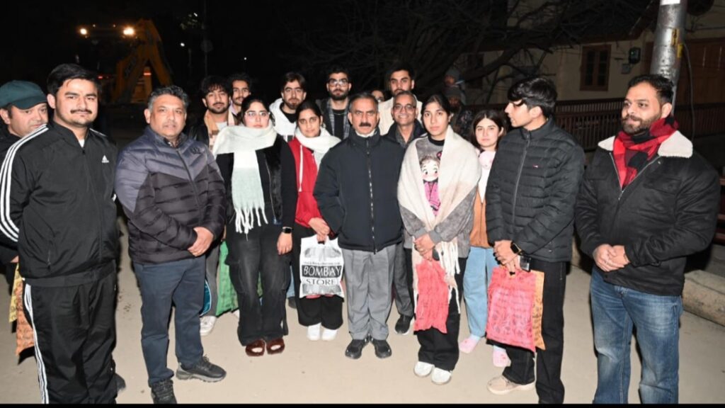 Sukhu directs MC to ensure comfort and safety of tourists HIMACHAL HEADLINES