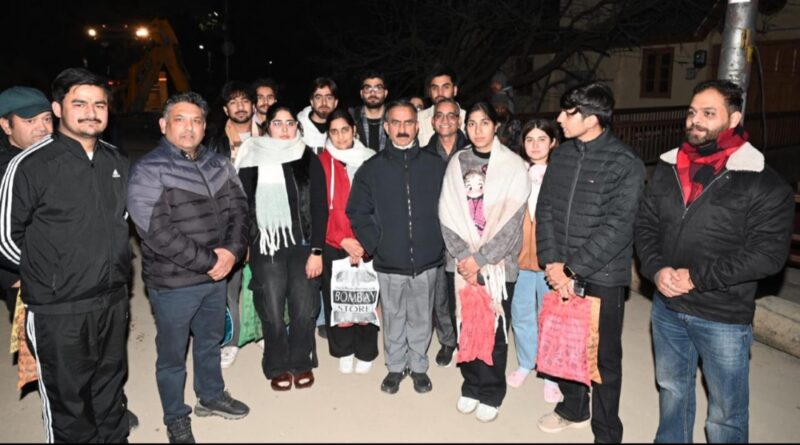 Sukhu directs MC to ensure comfort and safety of tourists