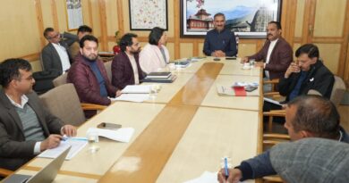 CM directs issuing Himcare Cards, e-KYC for all registered construction workers HIMACHAL HEADLINES