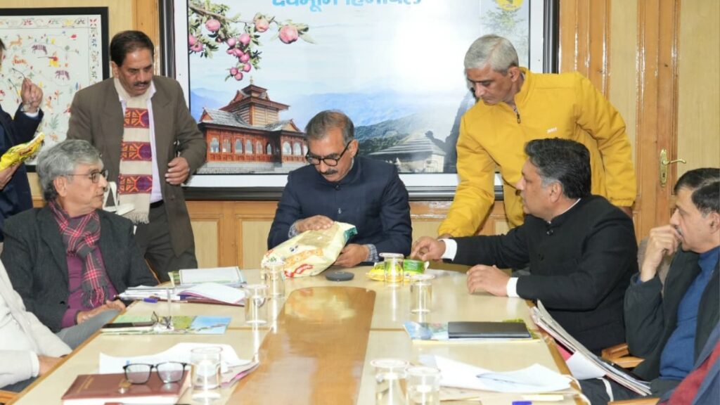 Sukhu directs linking data of farmers practicing natural farming with Him Parivar Portal Sukhu directs linking data of farmers practicing natural farming with Him Parivar Portal HIMACHAL HEADLINES