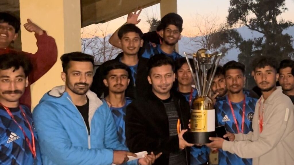 Keonthal team won the football cup competition HIMACHAL HEADLINES