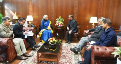 Sukhu seeks 100% import duty and seasonal ban to protect Himachal's apple economy HIMACHAL HEADLINES