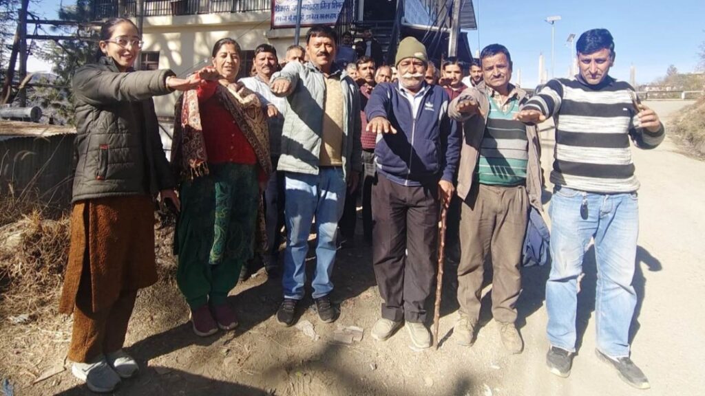 In Gram Sabha meeting, a resolution was taken to make Himachal Chitta free HIMACHAL HEADLINES