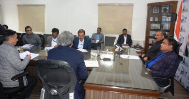  Sukhu calls on Nitin Gadkari, Seeks adequate financial support for repair and maintenance of roads HIMACHAL HEADLINES