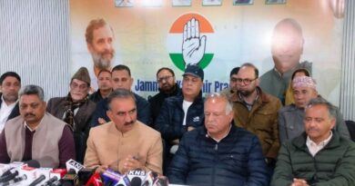 Sukhu slams FTAs in Srinagar, warns of crisis for apple growers in Himachal & J&K HIMACHAL HEADLINES