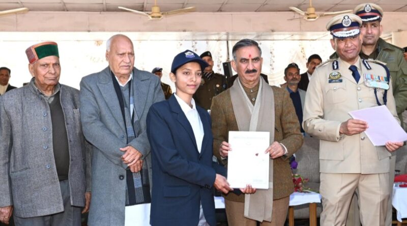 Sukhu distributes appointment letters to 1253 newly recruited constables HIMACHAL HEADLINES