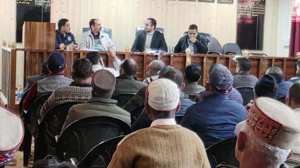 Securing Ancestral Rights: Villagers Learn to Claim Forest Land in a one day FRA workshop Securing Ancestral Rights: Villagers Learn to Claim Forest Land in a one day FRA workshop HIMACHAL HEADLINES