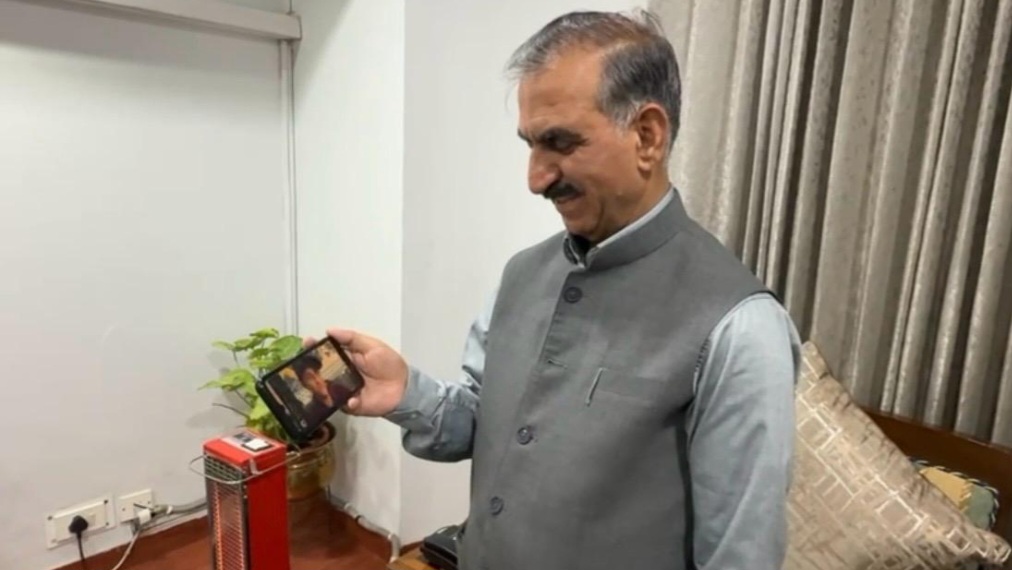 Sukhu interacts with ‘Children of the State’ on educational and experiential tour to Jaipur HIMACHAL HEADLINES