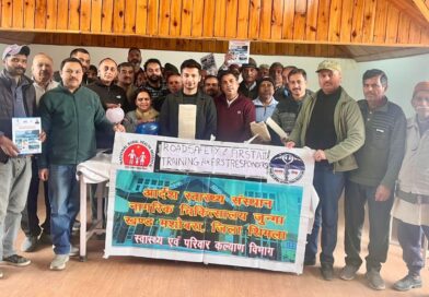 First aid training given to traders and hotel dhaba owners at Junga Hospital