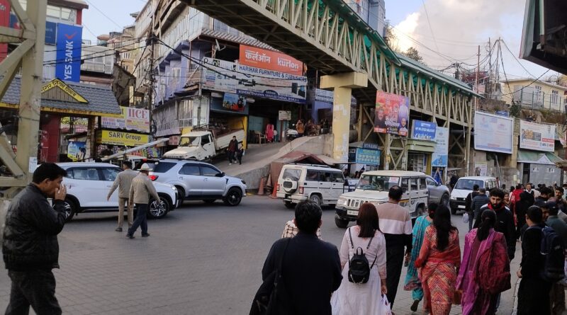 Sanjauli’s Plea for Breathing Space: Residents Demand Traffic-Free Hours HIMACHAL HEADLINES