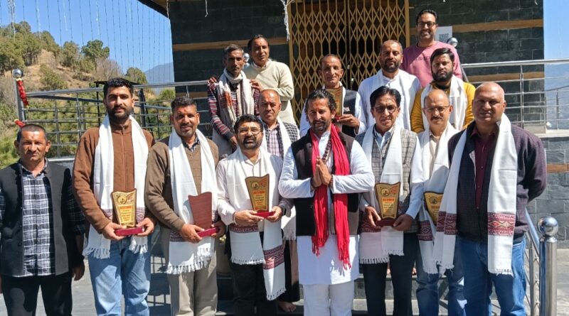 Shirgul Janseva Samiti honored journalists for positive journalism HIMACHAL HEADLINES