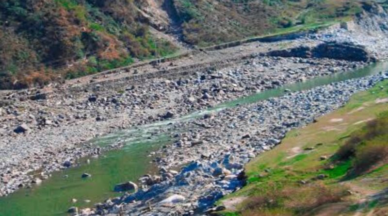 Himachal’s Early Summer Shock: Heat, Water Woes, and Rising Health Risks HIMACHAL HEADLINES