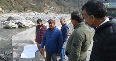 Secretary Jal Shakti inspects flood protection works in Manali HIMACHAL HEADLINES