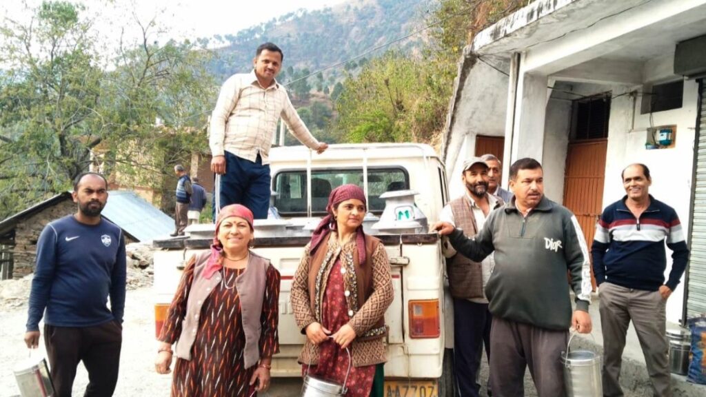 Non-payment of milk producers forces farmers to suffer HIMACHAL HEADLINES