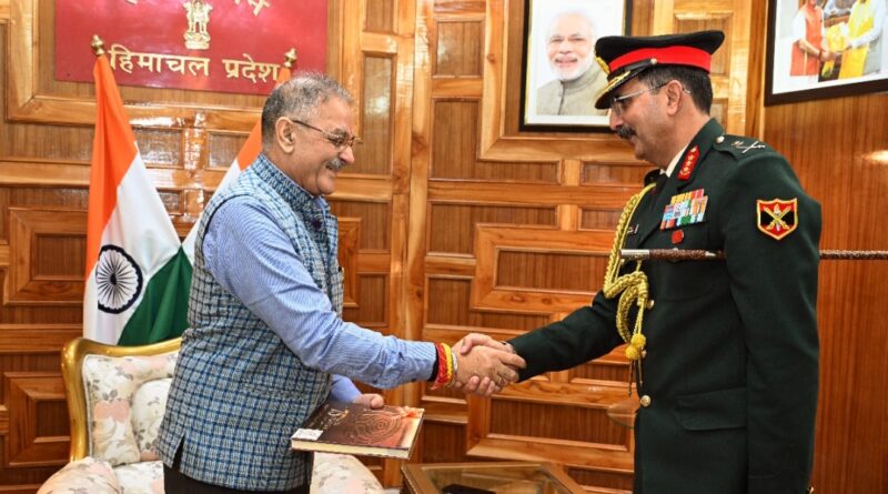 GOC-in-C, ARTRAC calls on Governor Gupta GOC-in-C, ARTRAC calls on Governor Gupta HIMACHAL HEADLINES