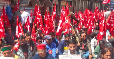 Treated Like Machines: 108 & 102 Ambulance Staff in Himachal Launch 5-Day Strike for Fair Wages and Dignity HIMACHAL HEADLINES