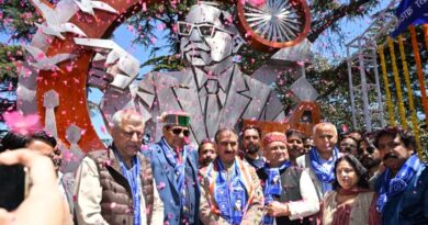 Sukhu offers floral tributes to Dr. B.R. Ambedkar HIMACHAL HEADLINES