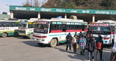 HRTC Sub Depot Rajgarh should increase the fleet of buses or remove the board of the sub depot HIMACHAL HEADLINES