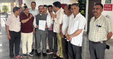 Delegation of taxi and truck operators calls on CM Sukhu HIMACHAL HEADLINES