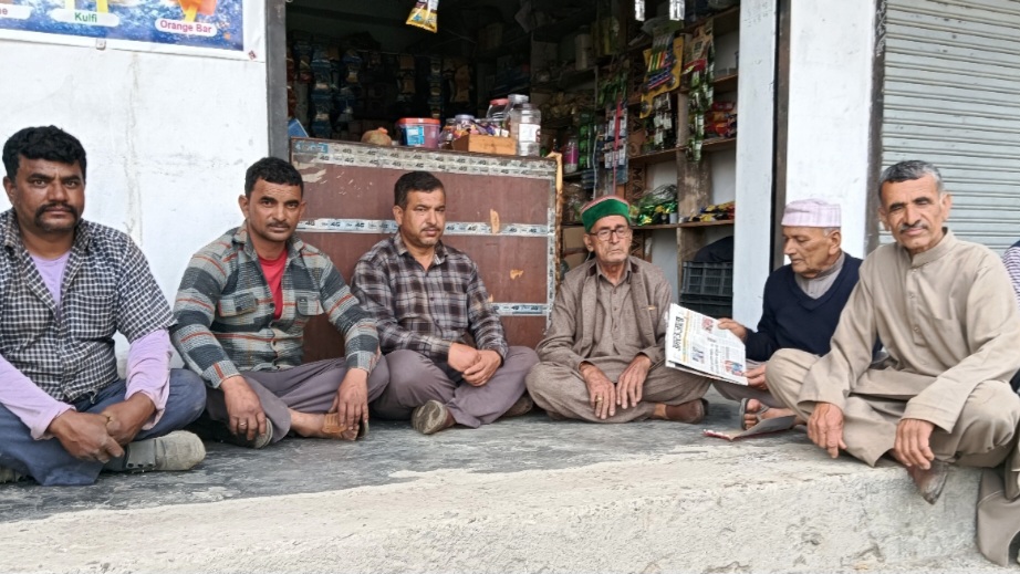 Panchayat Elections Spark Lively Conversations in Villages HIMACHAL HEADLINES